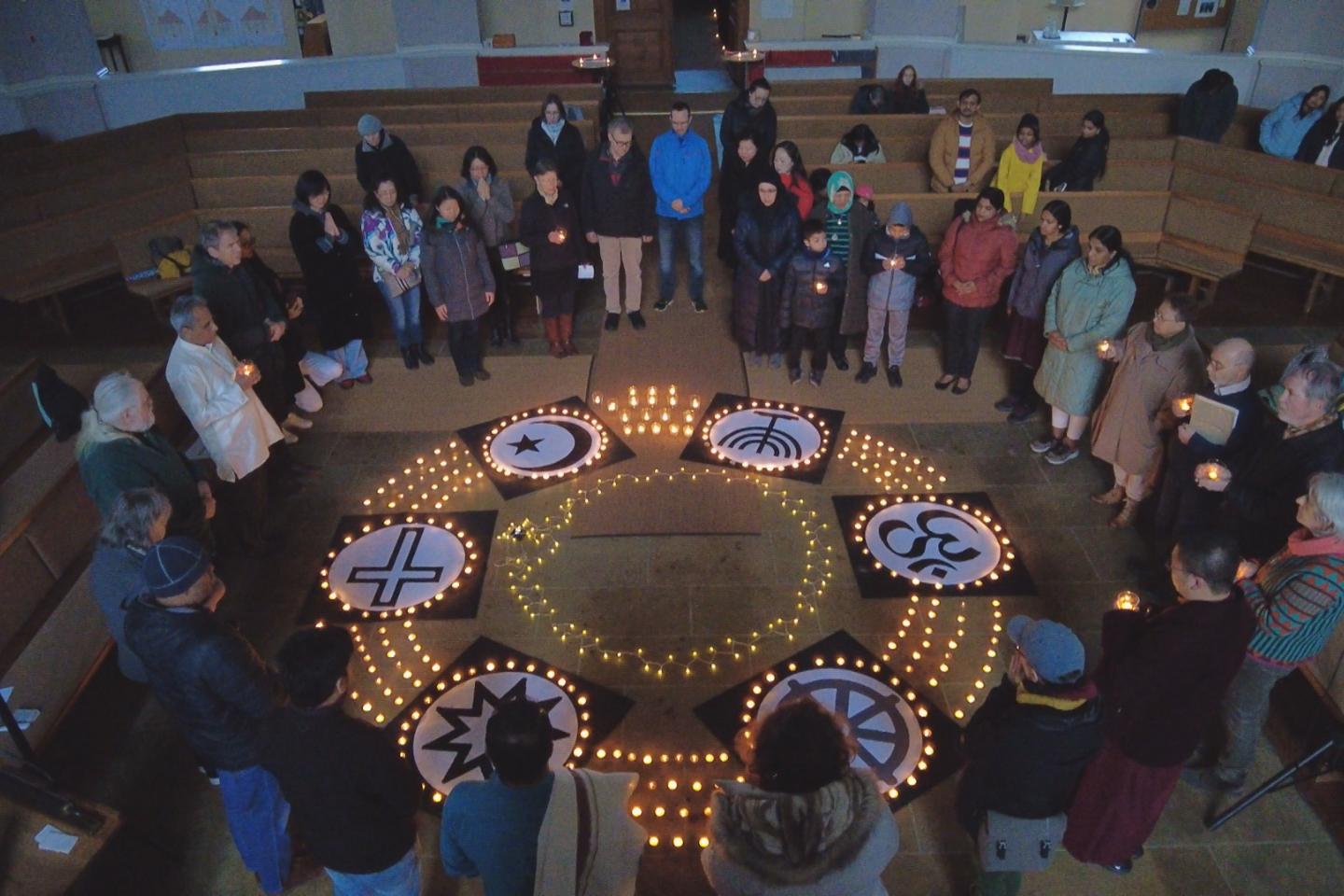 Friedenslichtaktion in der Hugenottenkirche